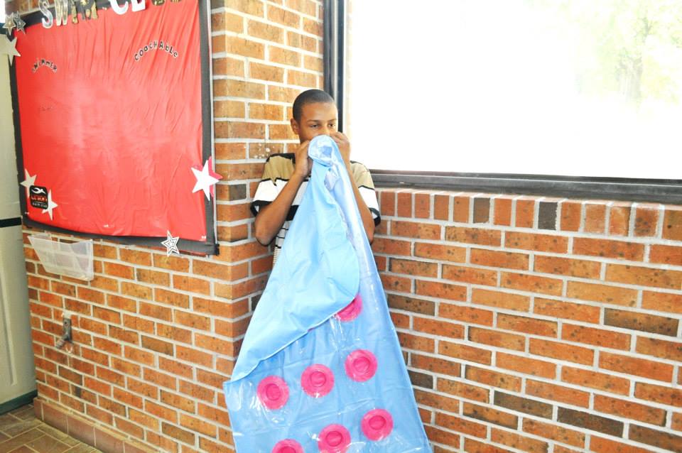 Cardboard Boat Regatta 2013 Photo 11