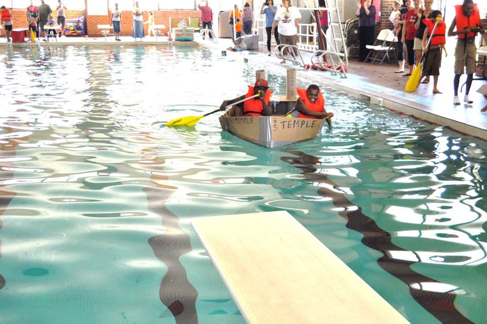 Cardboard Boat Regatta 2013 Photo 25