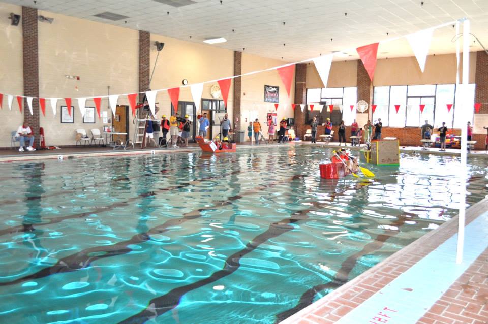 Cardboard Boat Regatta 2013 Photo 32