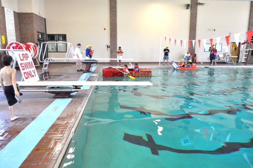 Cardboard Boat Regatta 2013 Photo 34