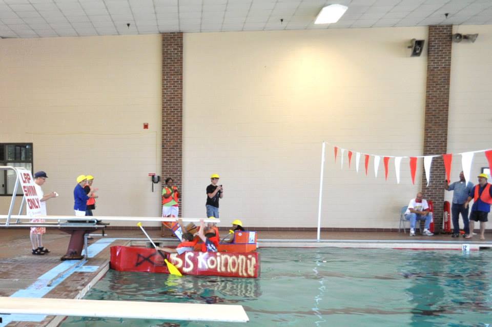 Cardboard Boat Regatta 2013 Photo 35