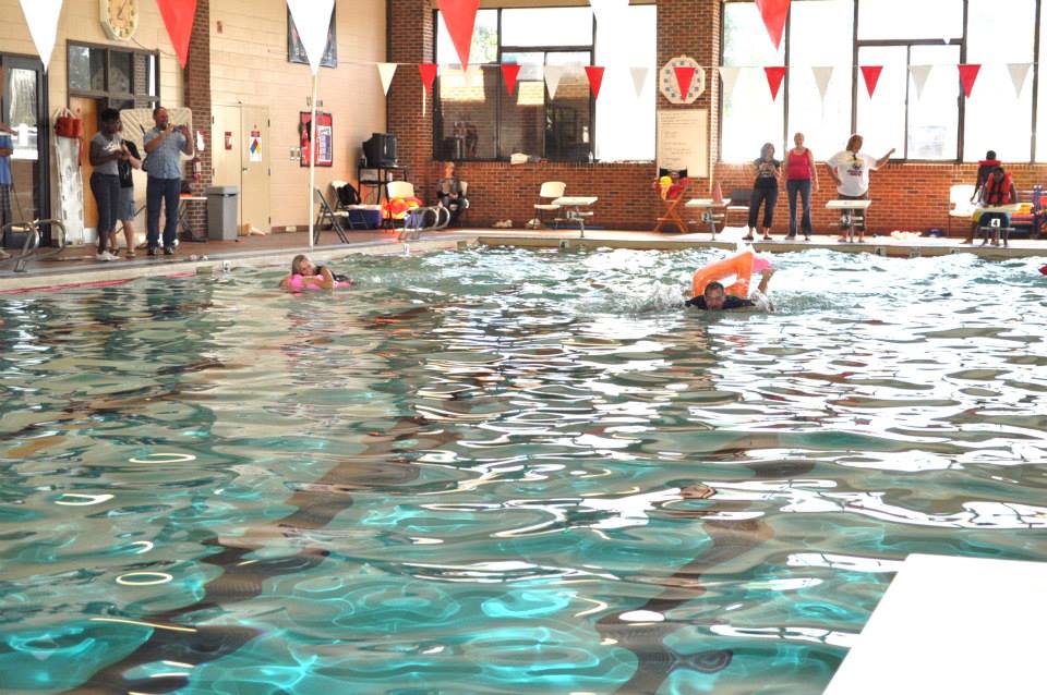 Cardboard Boat Regatta 2013 Photo 48