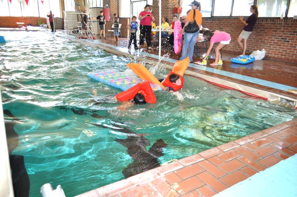 Cardboard Boat Regatta 2013 Photo 50