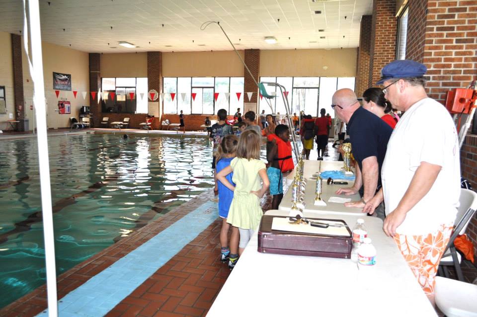 Cardboard Boat Regatta 2013 Photo 58
