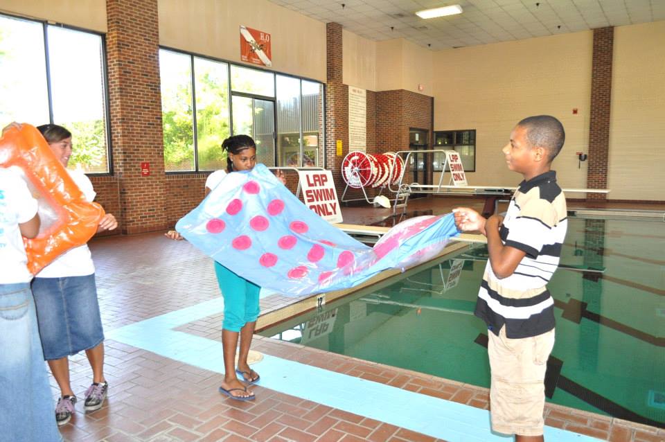 Cardboard Boat Regatta 2013 Photo 8