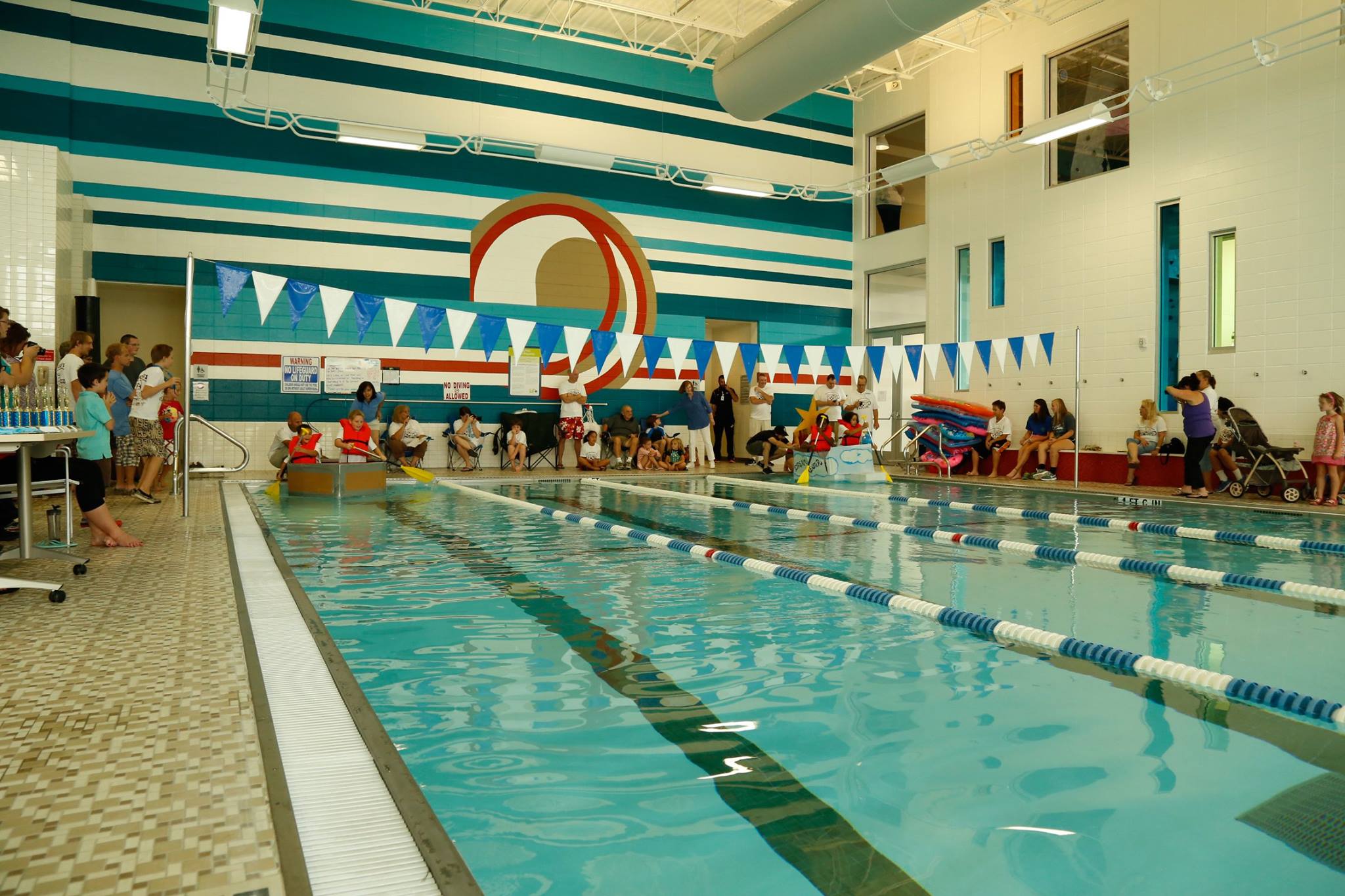 Cardboard Boat Regatta 2015 Photo 25