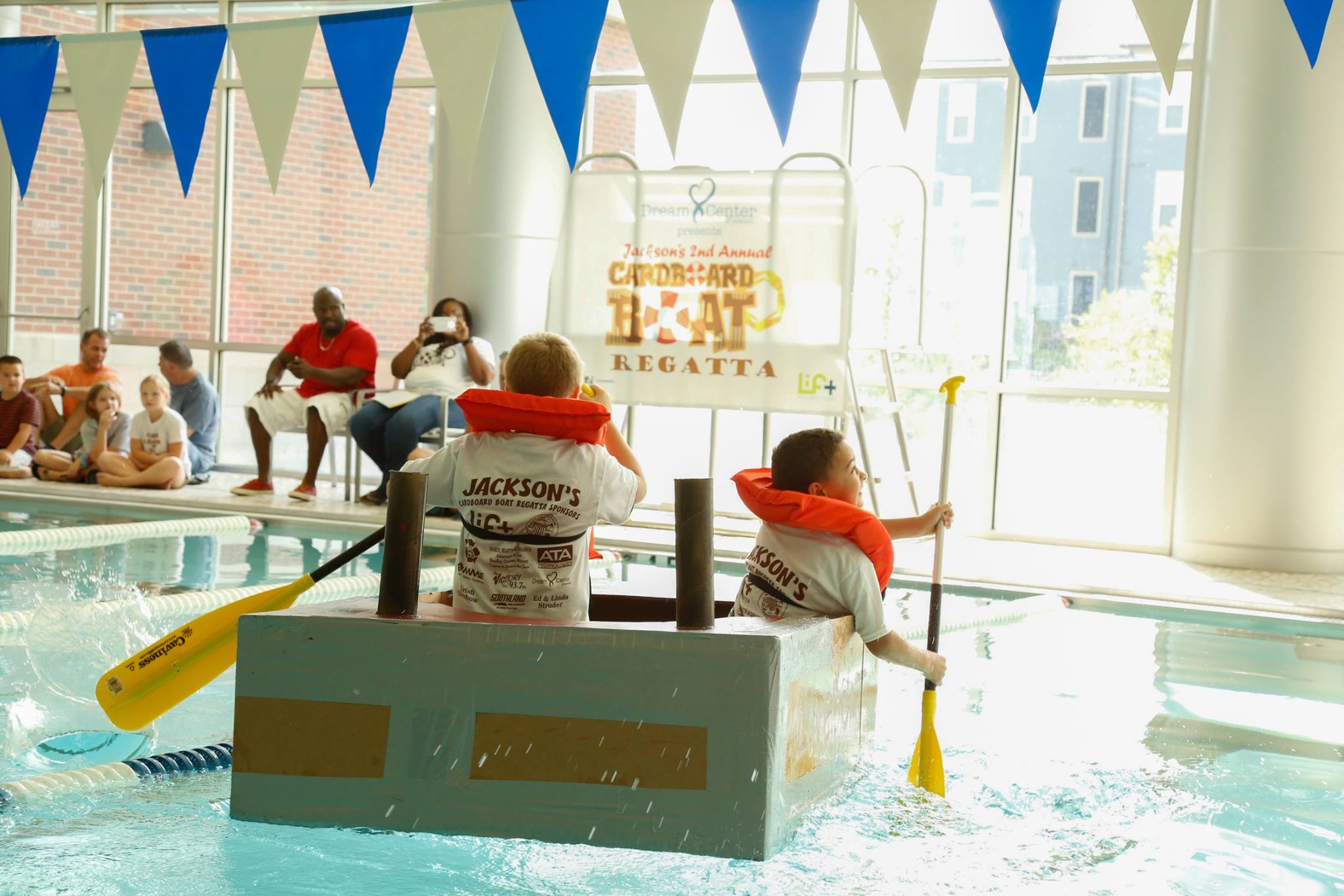 Cardboard Boat Regatta 2015 Photo 28