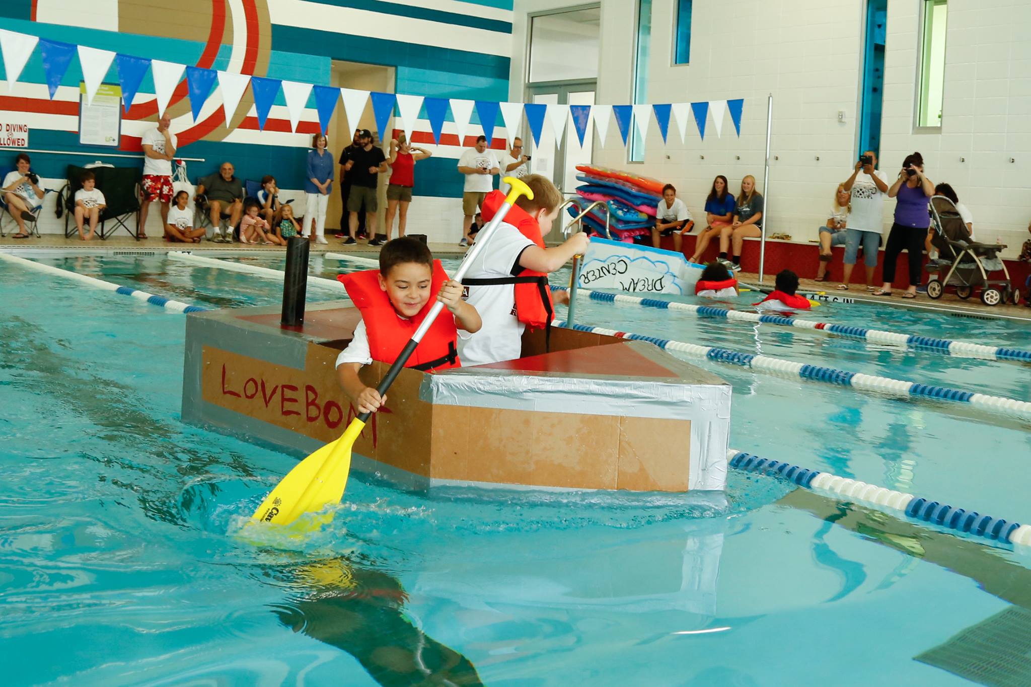 Cardboard Boat Regatta 2015 Photo 30