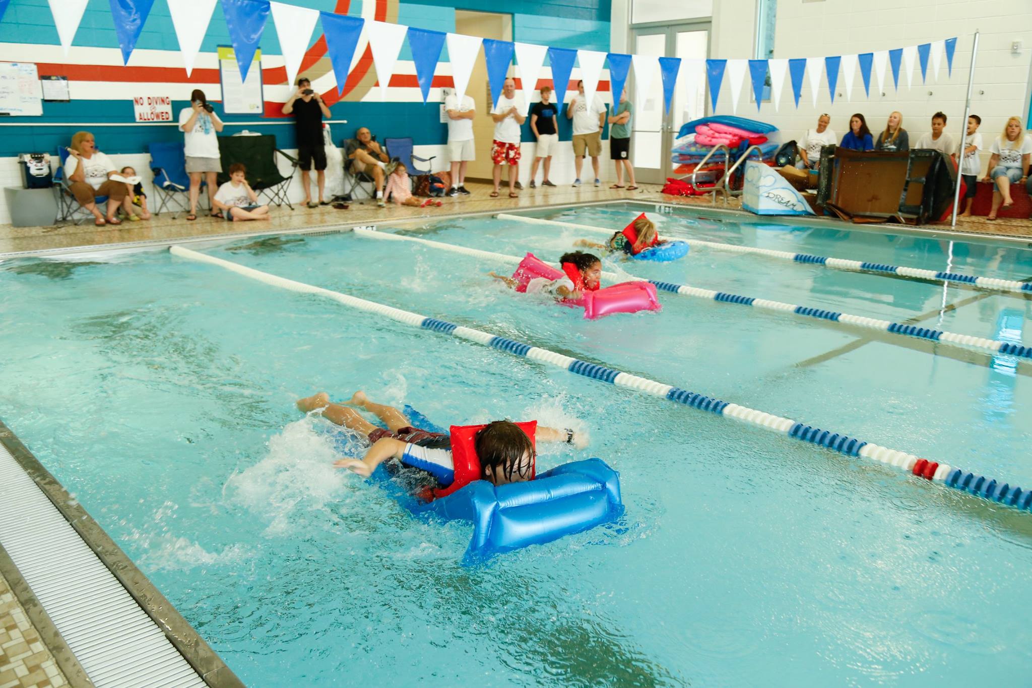 Cardboard Boat Regatta 2015 Photo 40
