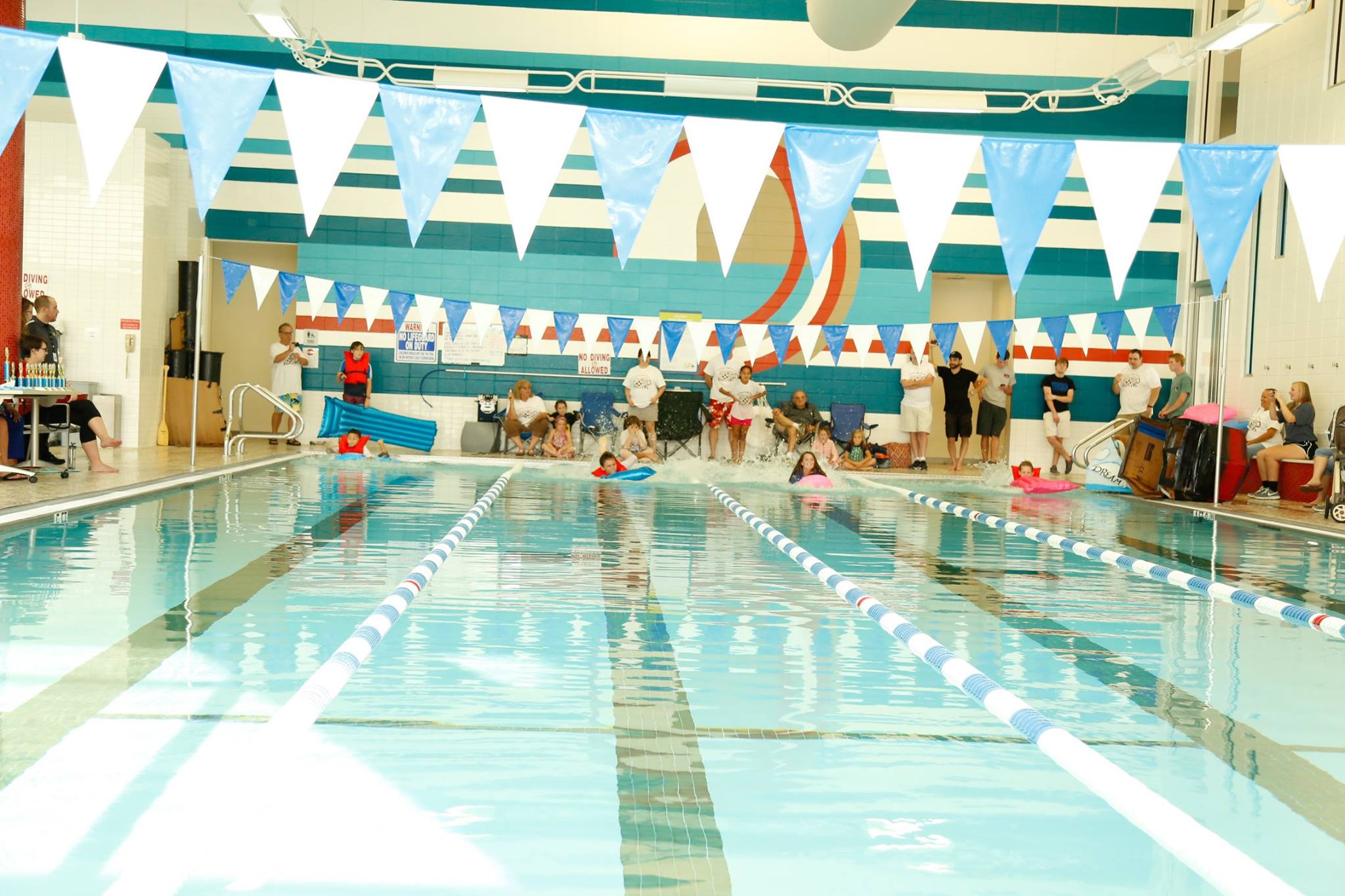 Cardboard Boat Regatta 2015 Photo 44