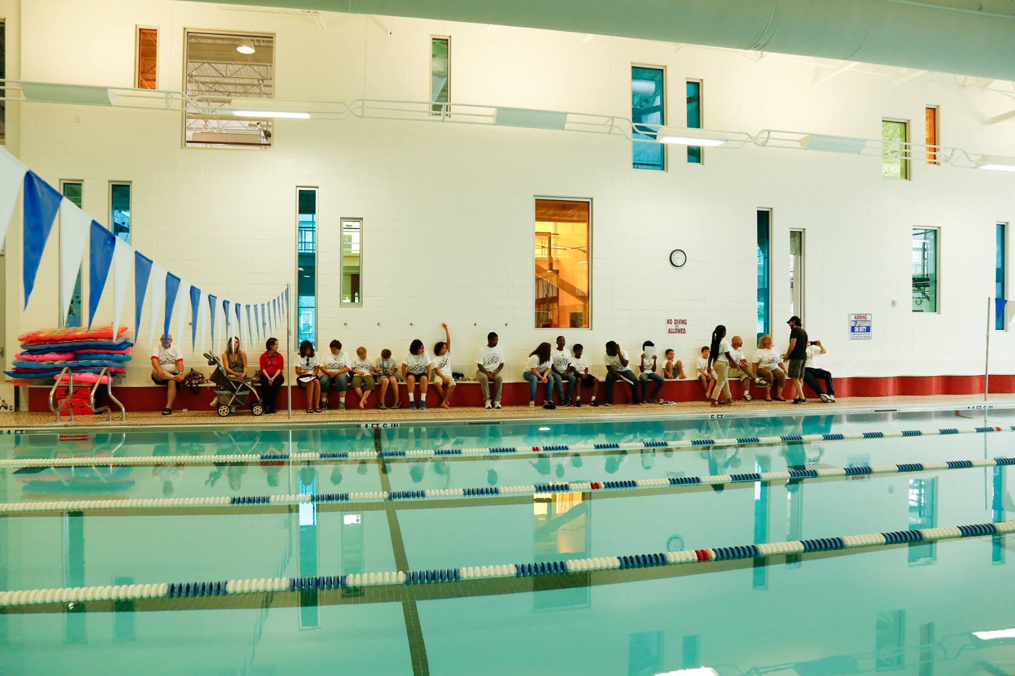 Cardboard Boat Regatta 2015 Photo 7